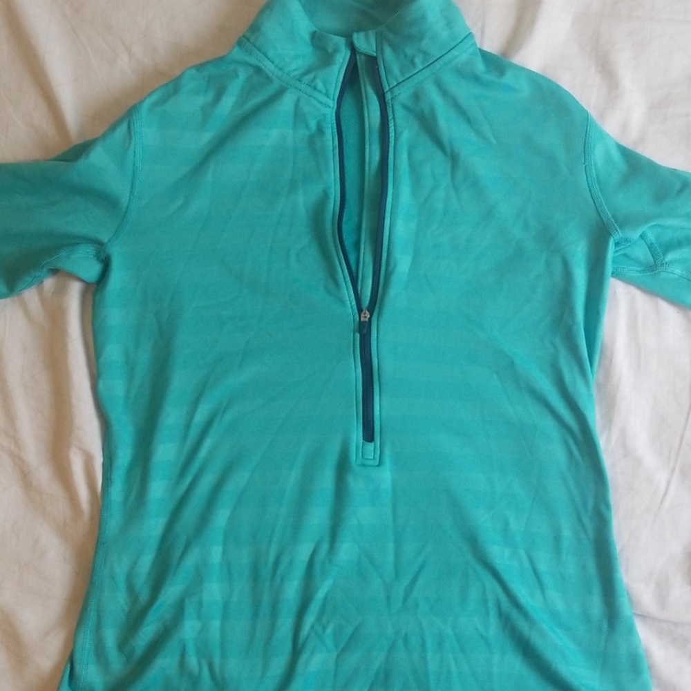 Nike long sleeve sweater